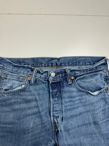(32) Levi's 501 Denim Pants