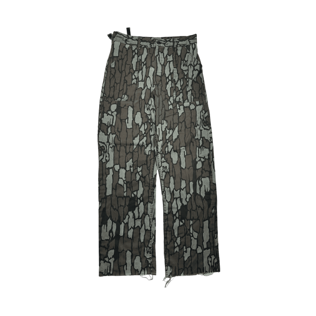 (31) Vintage Cabelas Camo Pants