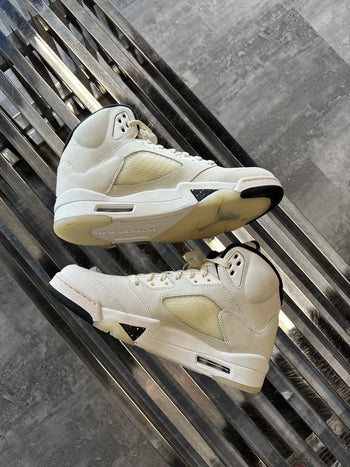 Air Jordan 5 Retro SE Sail (USED NO BOX)