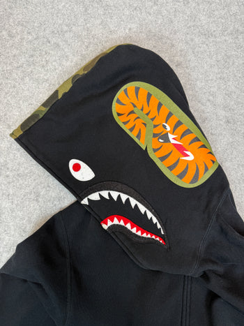 BAPE Shark Full Zip Hoodie Black (USED)