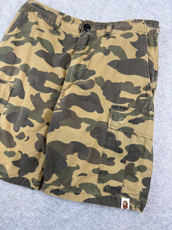 BAPE 1st Camo Cargo Shorts Green (USED)