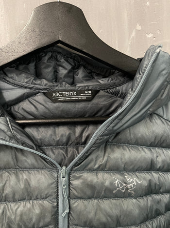 Arc'teryx Men's Cerium SL Hoody Paradigm (USED)