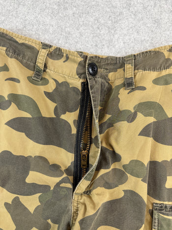 BAPE 1st Camo Cargo Shorts Green (USED)