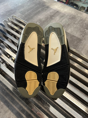 Air Jordan 4 Retro SE Craft Medium Olive (USED)