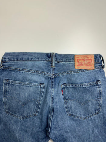(32) Levi's 501 Denim Pants