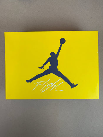 Air Jordan 4 Retro Lightning 2021 (USED)