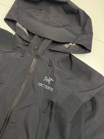 Arc'teryx Beta LT Hybrid Men's Black (USED)