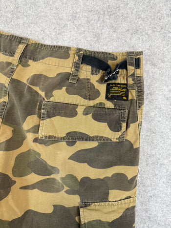 BAPE 1st Camo Cargo Shorts Green (USED)