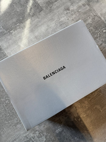 Balenciaga 3XL Worn Out Sneaker Off White (USED)