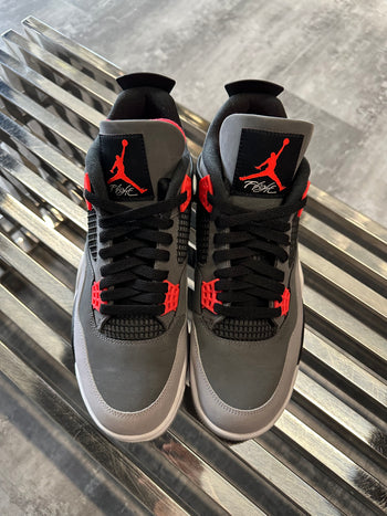 Air Jordan 4 Retro Infrared (USED)