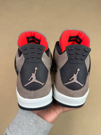 Air Jordan 4 Retro Taupe Haze (USED)