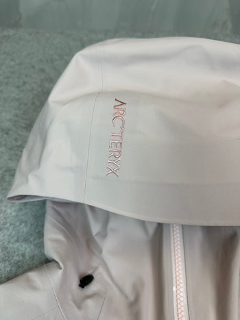 Women’s Arc’teryx Sentinel Jacket Alpine Rose Pink