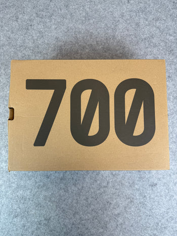 Adidas Yeezy Boost 700 V2 Static (USED)