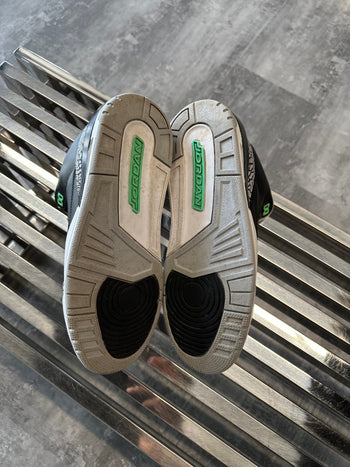 Jordan 3 Retro Green Glow (USED NO BOX)