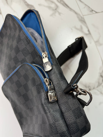 Louis Vuitton Damier Graphite Avenue Sling Bag Blue/Black