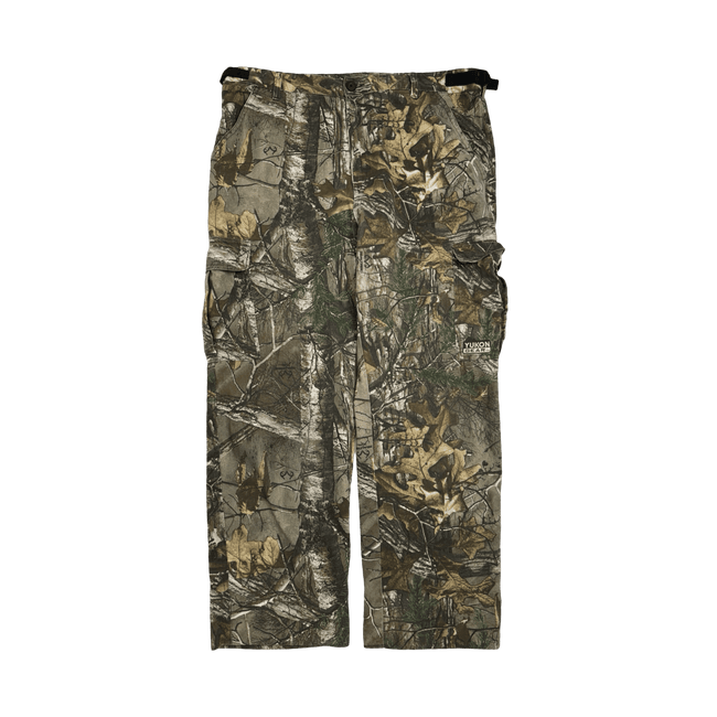 (38) Yukon Gear Camo Cargo Pants