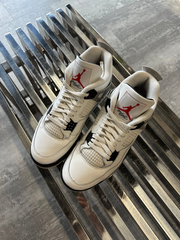 Air Jordan 4 Retro White Cement 2025 (USED)