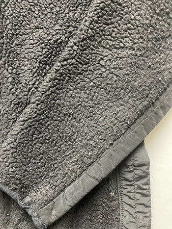 (M) Vintage Women’s Patagonia Synchilla Fleece Black