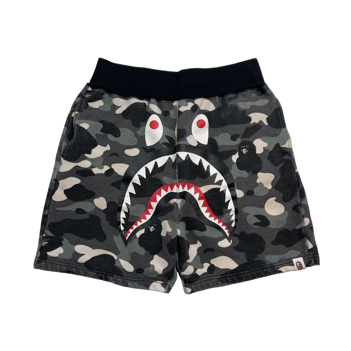 BAPE Shark Camo Sweat Shorts Black (USED) | Vitnage Clothing Store Canada