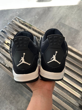 Air Jordan 4 Retro White Thunder (USED)