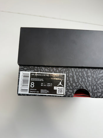 Air Jordan 3 Retro Fire Red 2022 (USED)