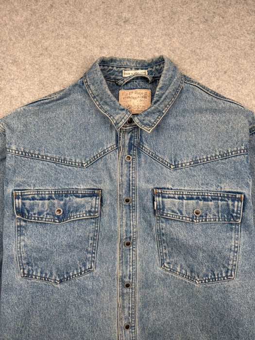 Vintage Levi's Silver Tab Button Up L/S Shirt Denim | Vitnage Clothing Store Canada