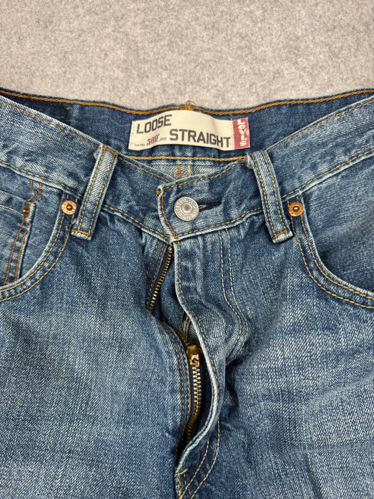 Levi's 569 Loose Straight Denim Shorts | Vitnage Clothing Store Canada