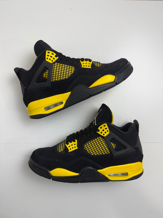 Air Jordan 4 Retro Thunder 2023 (USED) | Vitnage Clothing Store Canada