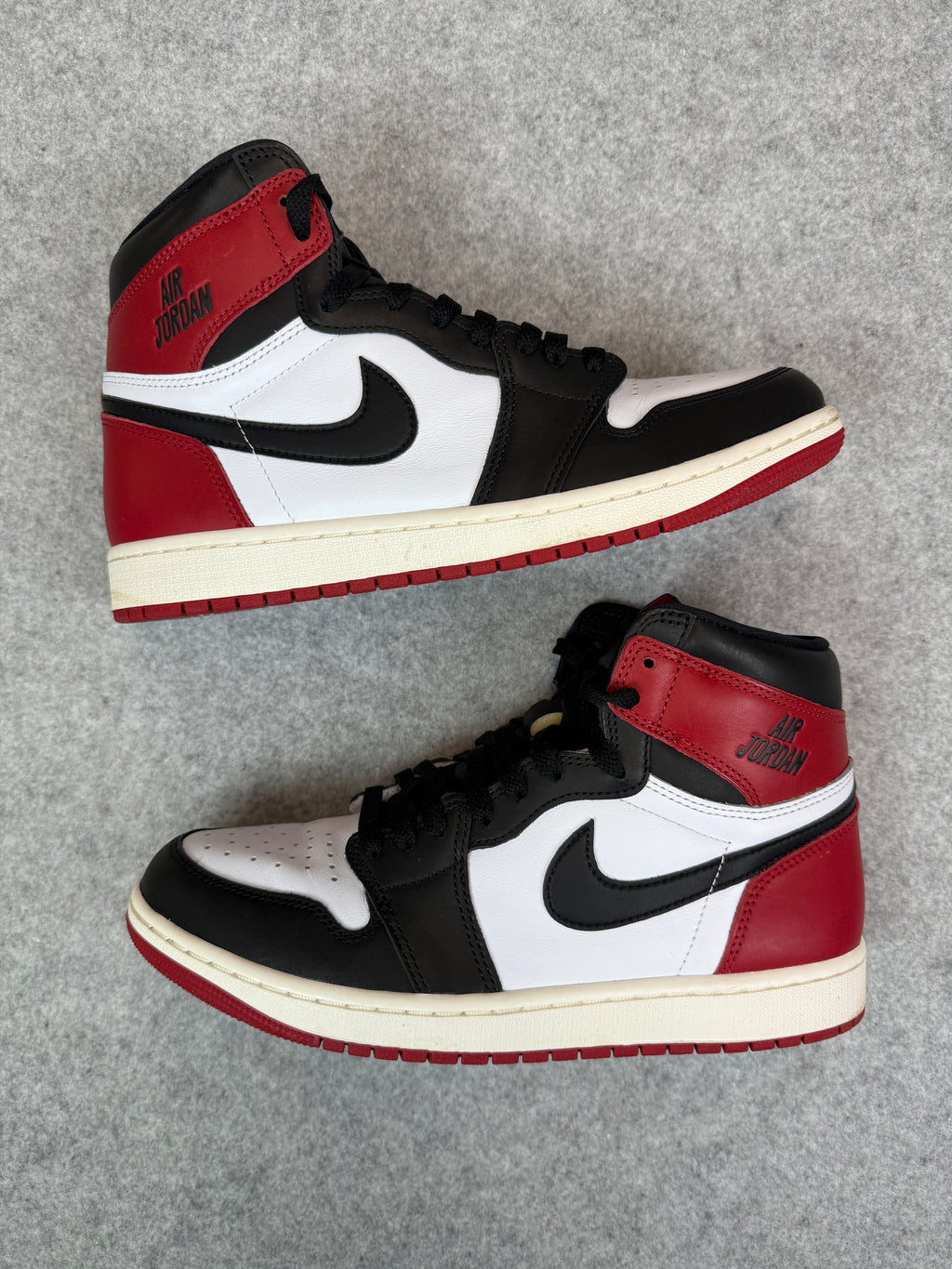 Air Jordan 1 Retro High OG Black Toe Reimagined (USED)