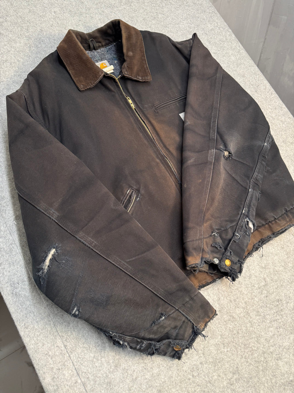 Vintage 2000’s Carhartt Detroit Jacket Distressed Black
