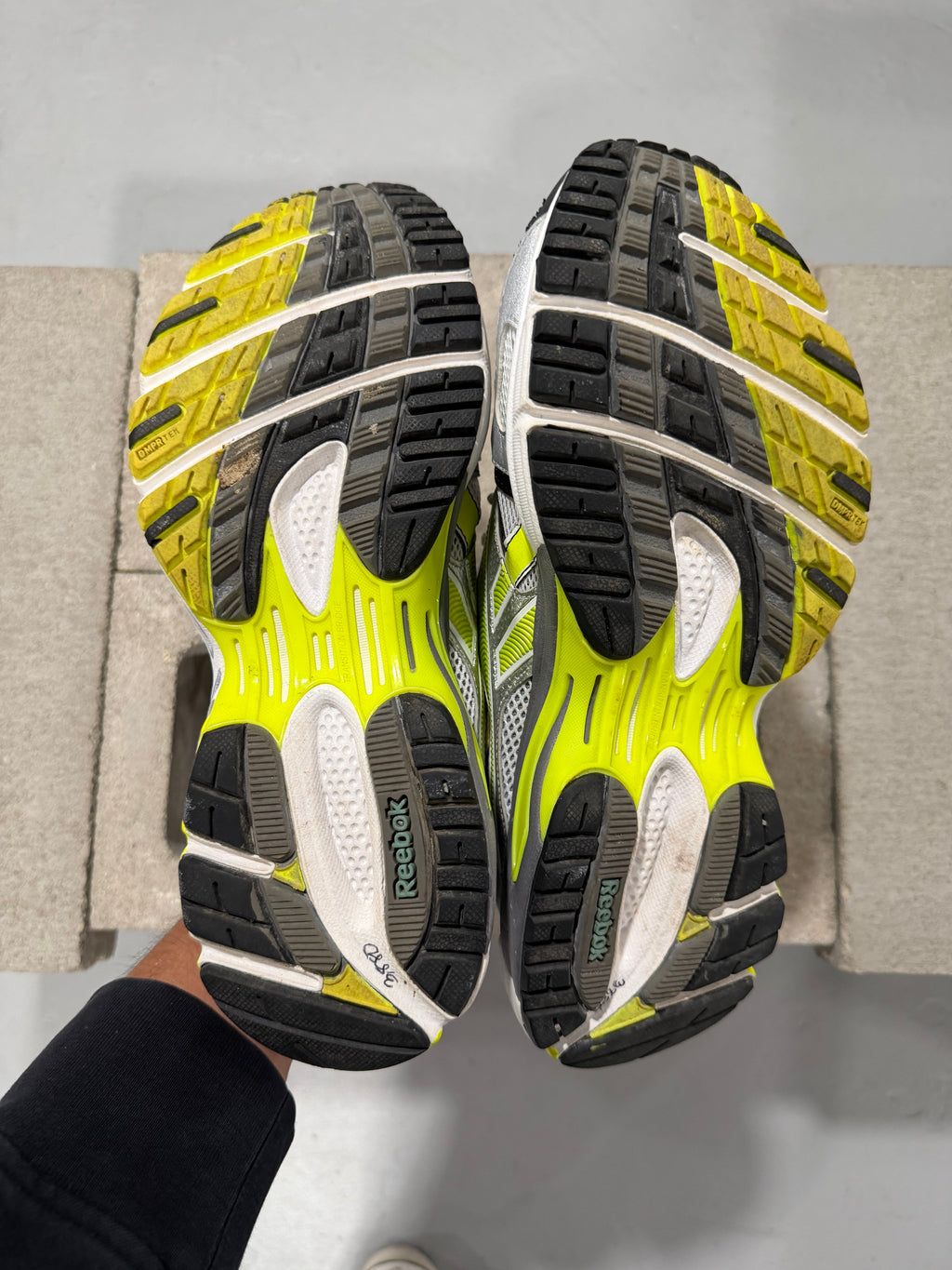 Reebok x Vetements Spike Runner 200 White/Yellow (USED)