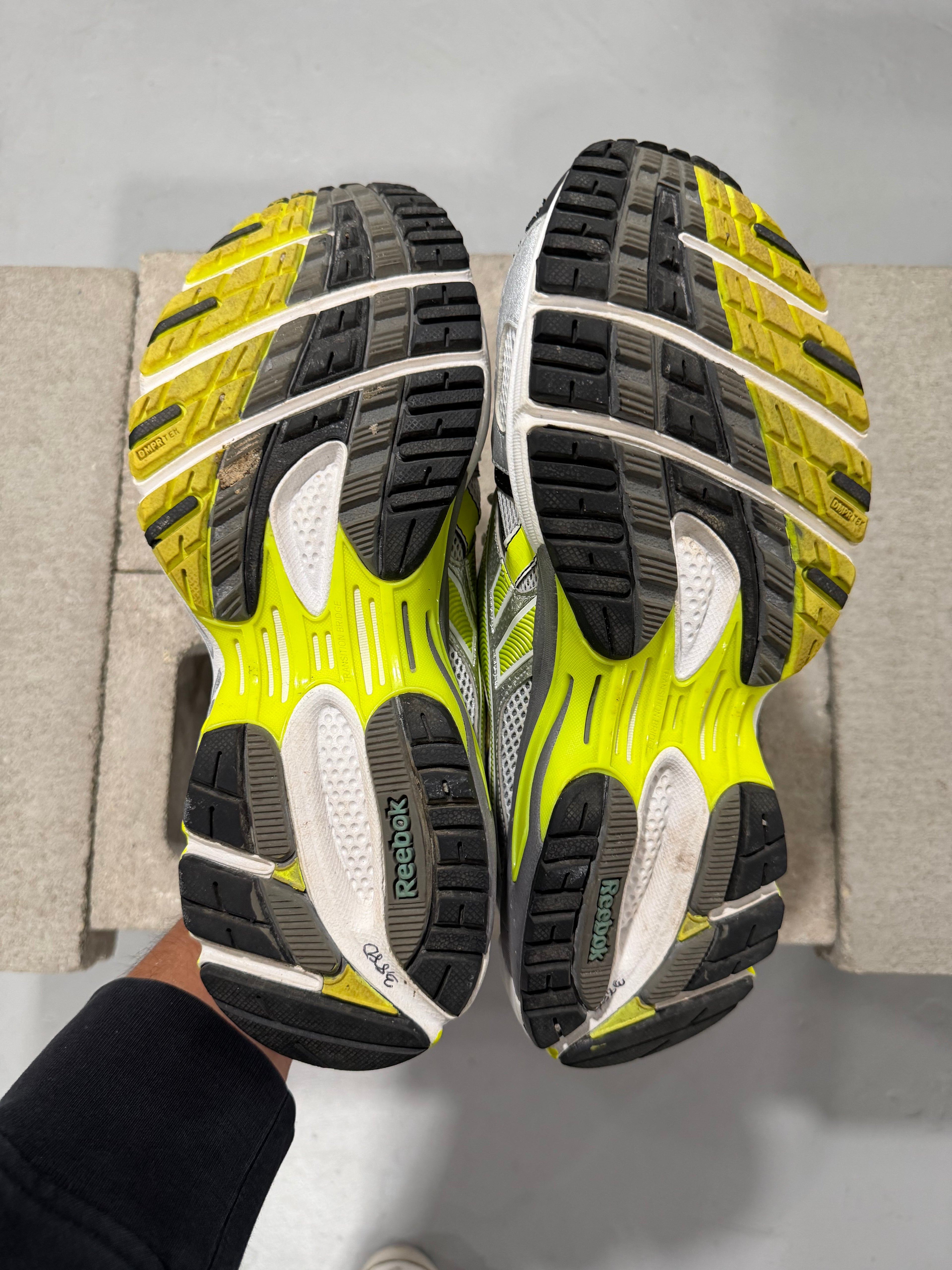 Reebok x Vetements Spike Runner 200 White/Yellow (USED)