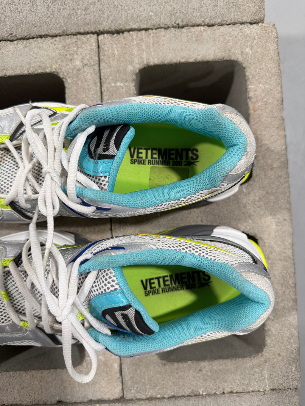 Reebok x Vetements Spike Runner 200 White/Yellow (USED)