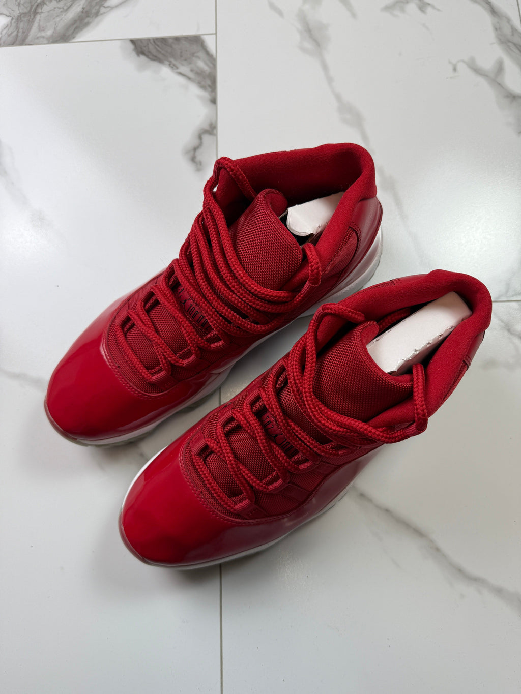Air Jordan 11 Retro Win Like 96 (USED)