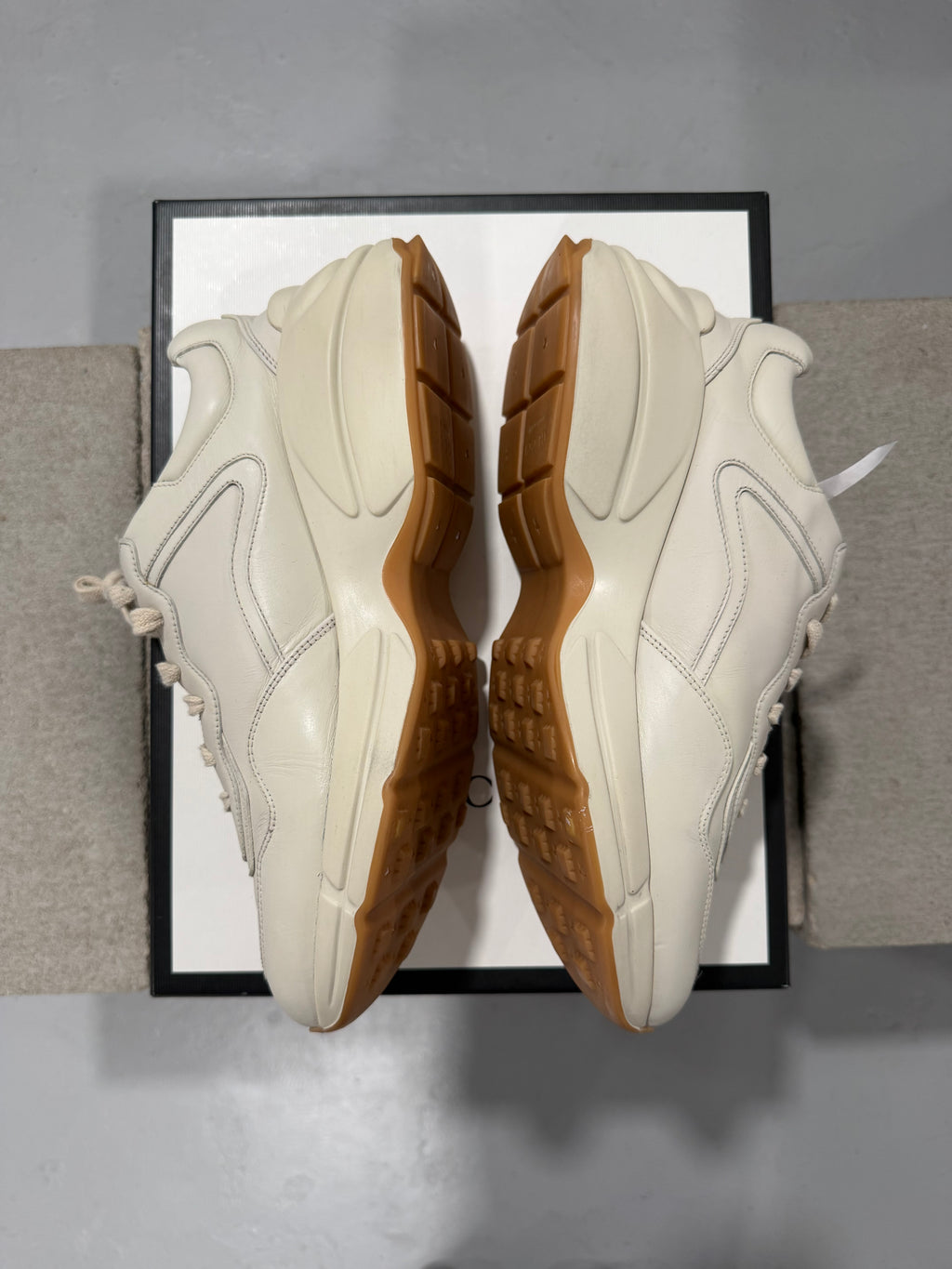 Gucci Rhyton NY Yankees Sneakers (USED)