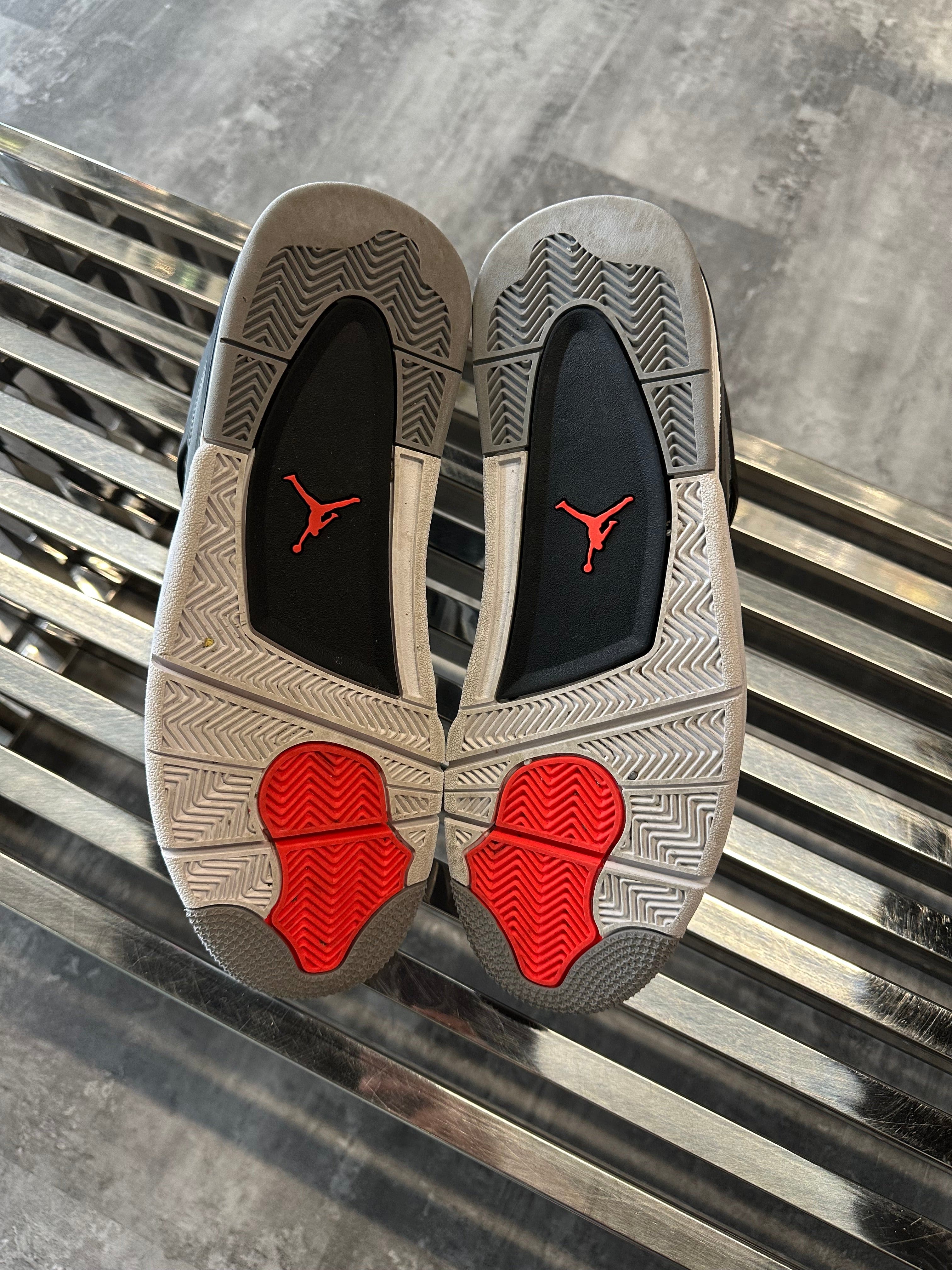 Air Jordan 4 Retro Infrared (USED)