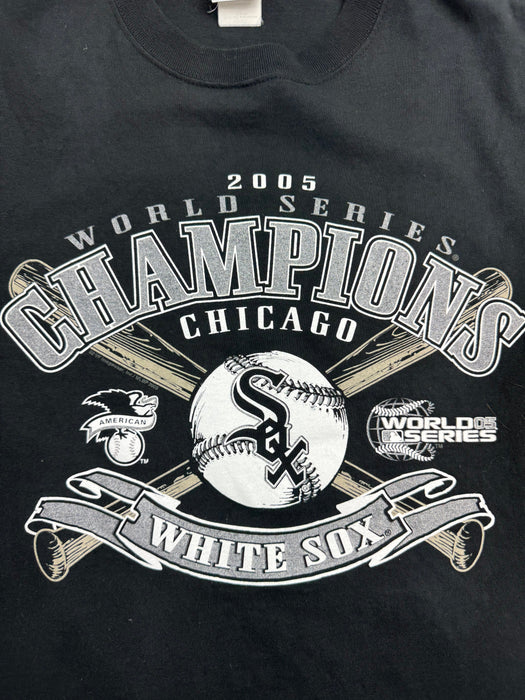 Vintage '05 MLB White Sox Championship Tee Black | Vitnage Clothing Store Canada