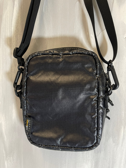 Supreme Shoulder Bag Black (USED) | Vitnage Clothing Store Canada