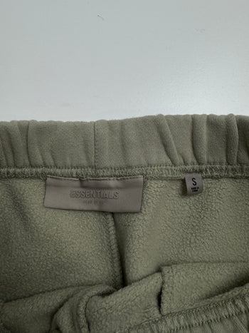 Fear Of God Essentials Shorts Moss (USED)