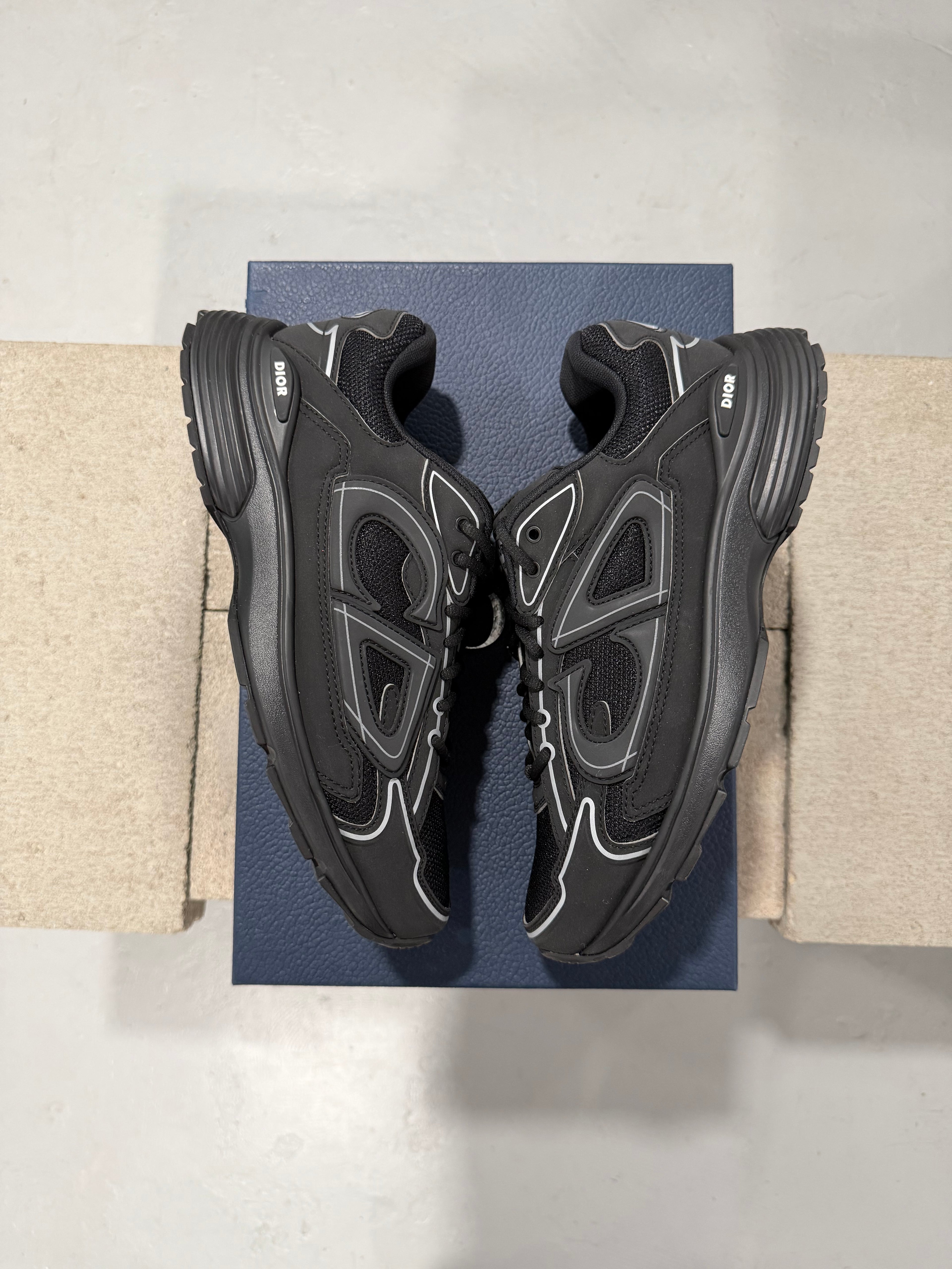 Dior B30 Triple Black (USED)