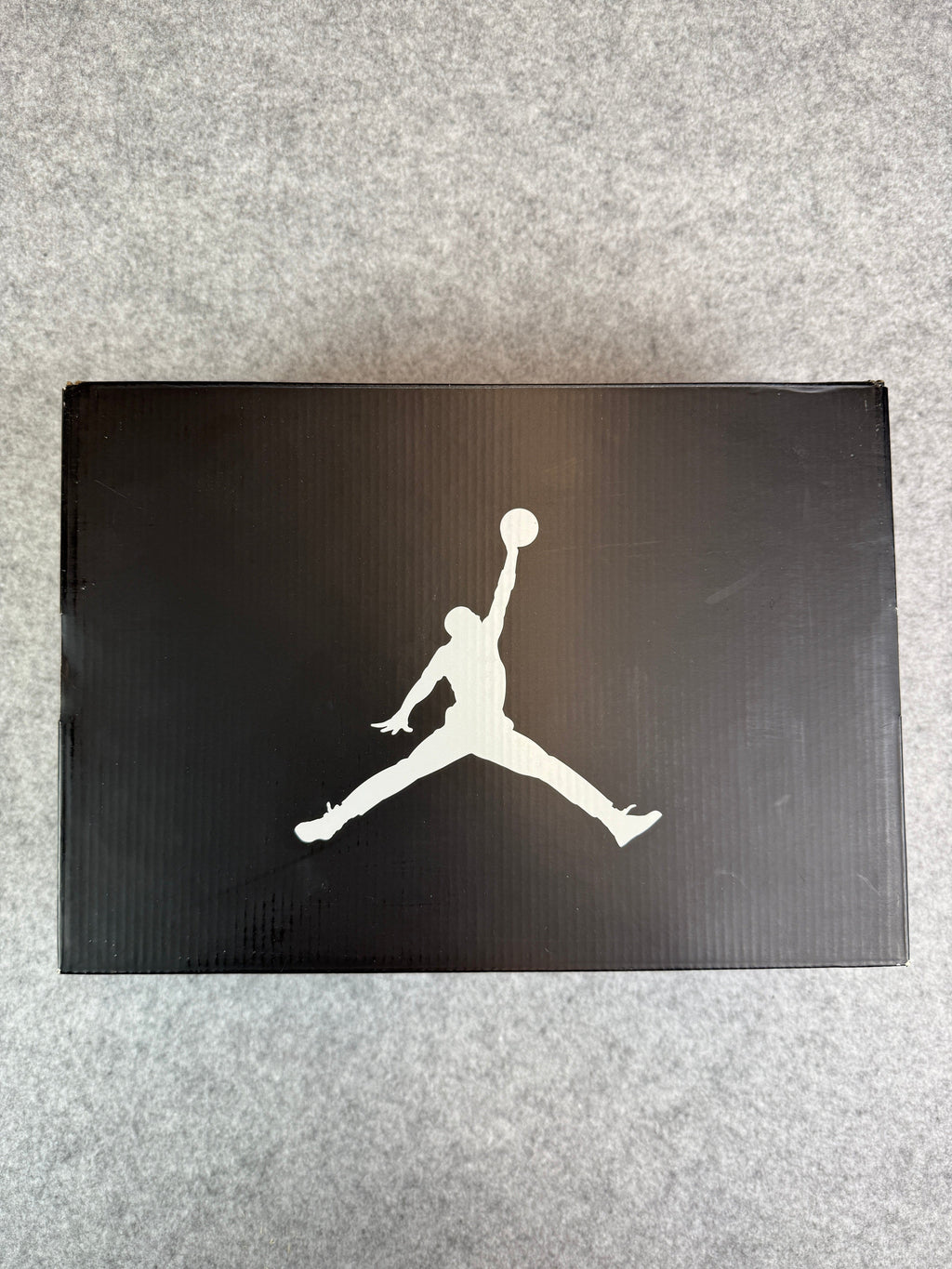 Air Jordan 11 Retro Low Infrared (USED)
