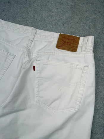 Vintage Levi's 505 Regular Fit Shorts White