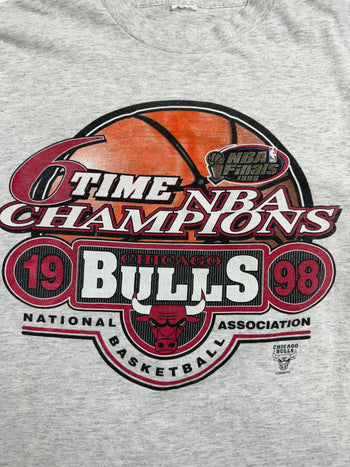 (L) Vintage '98 Chicago Bulls 6-Time Champs Tee Grey