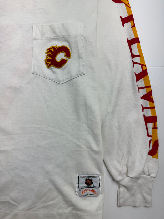 (S) Vintage 90s Calgary Flames L/S Tee White | Vitnage Clothing Store Canada