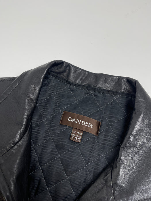 (XXL) Vintage Danier Leather Zip-Up Jacket Black | Vitnage Clothing Store Canada