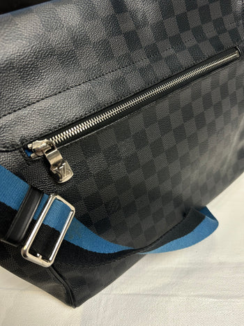 Louis Vuitton Damier Graphite District NM Messenger Black/Blue