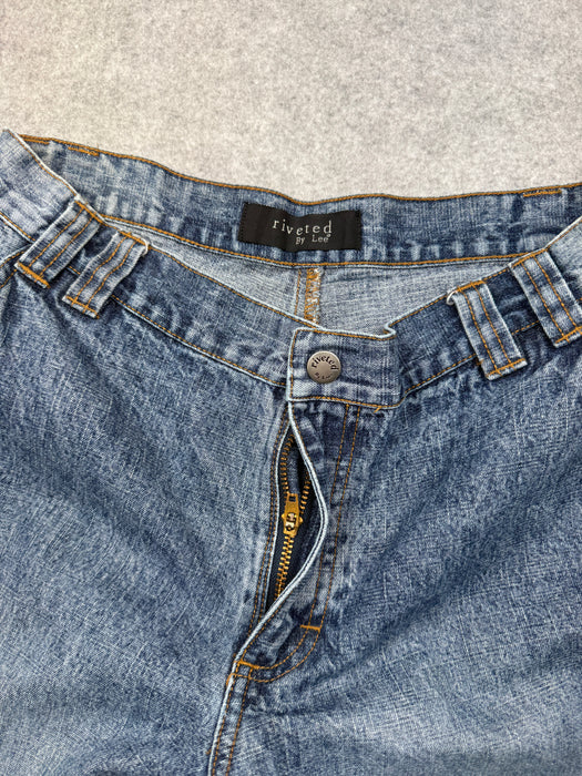 Riveted by Lee Cargo Denim Capris | Vitnage Clothing Store Canada
