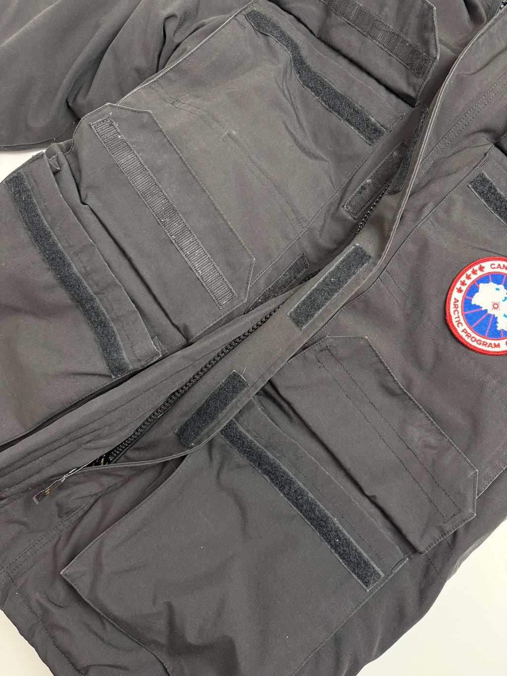 2000’s Canada Goose Expedition Parka Black (USED)