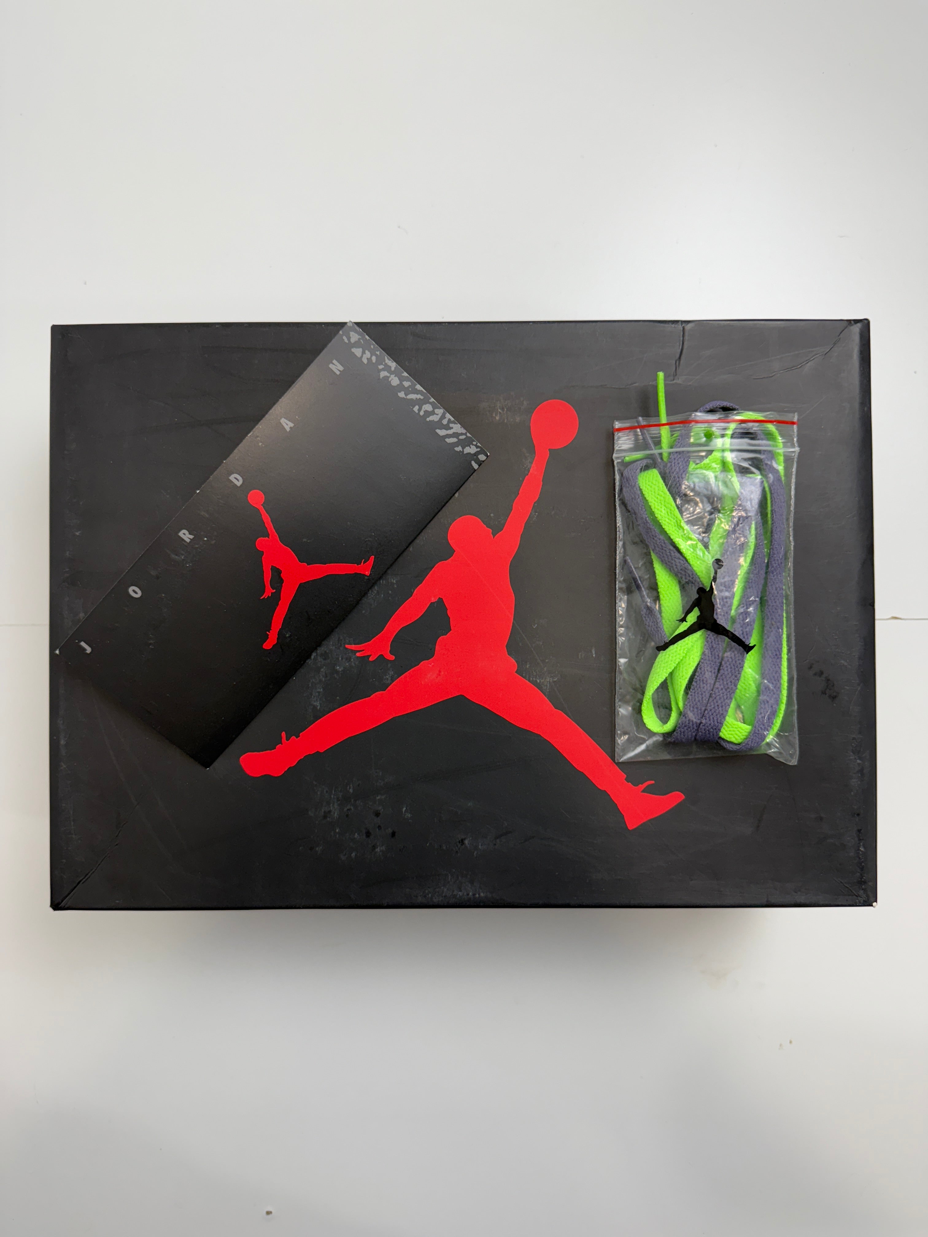 Air Jordan 3 Retro Joker (USED)