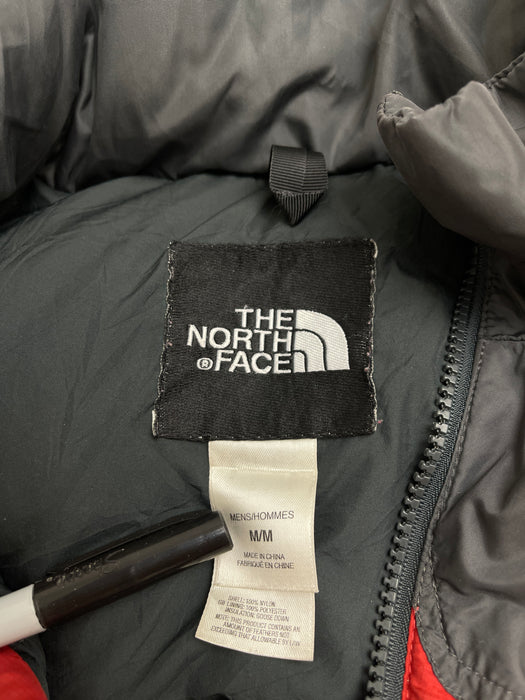 (M) Vintage The North Face 700 Fill Puffer Jacket Red | Vitnage Clothing Store Canada